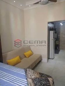Kitnet com 1 Quarto à venda, 24m² no Catete, Rio de Janeiro