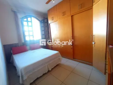 Ponto Comercial com 3 Quartos à venda, 360m² no Todos os Santos, Montes Claros