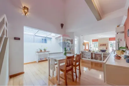 Casa com 3 Quartos à venda, 223m² no Jardim Londrina, São Paulo
