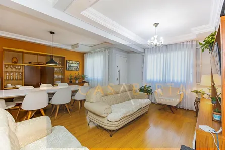 Sobrado com 3 Quartos à venda, 160m² no Uberaba, Curitiba