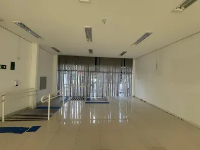 Galpão/Depósito/Armazém para alugar, 1000m² no Umarizal, Belém