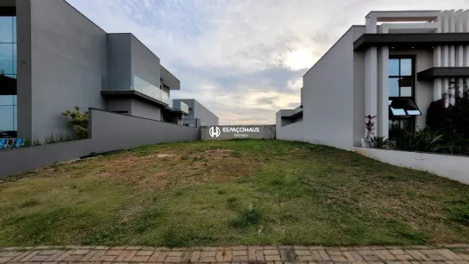Lote/Terreno à venda, 338m² no Jardim Esplanada, Indaiatuba