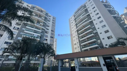 Apartamento com 2 Quartos à venda, 76m² no Barreiros, São José