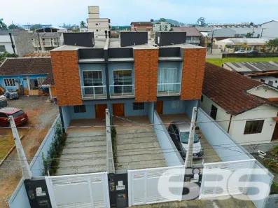 Sobrado com 3 Quartos à venda, 110m² no Bucarein, Joinville