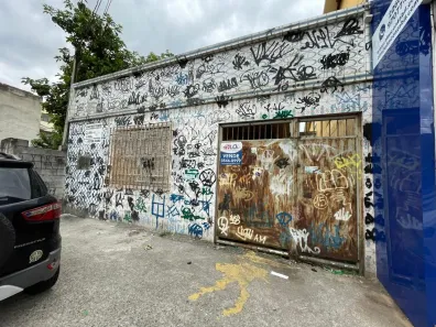 Casa com 2 Quartos à venda, 320m² no Penha Circular, Rio de Janeiro