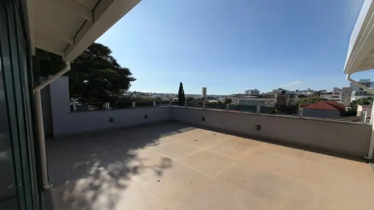Casa com 4 Quartos para alugar, 267m² no Castelo, Belo Horizonte