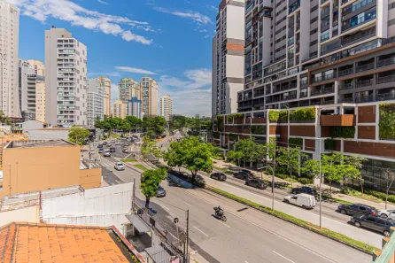 Prédio Comercial para alugar, 350m² no Jardim das Acácias, São Paulo