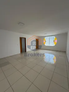 Imóvel Comercial com 4 Quartos para alugar, 221m² no Vila Maria Luiza, Jundiaí