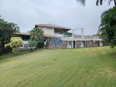 Casa de Condomínio com 6 Quartos para alugar, 1250m² no Portão, Lauro de Freitas