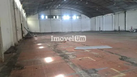 Galpão/Depósito/Armazém à venda, 3900m² no Benfica, Rio de Janeiro