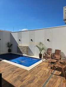 Casa com 3 Quartos à venda, 200m² no Goiás, Araguari