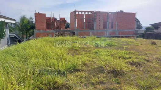 Lote/Terreno à venda, 520m² no Jardim Indaiá, Embu das Artes
