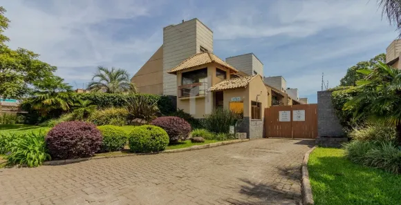 Casa de Condomínio com 3 Quartos à venda, 241m² no Lomba do Pinheiro, Porto Alegre