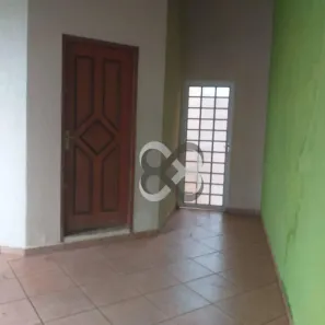 Casa com 3 Quartos para alugar, 151m² no Jardim Guararapes, Londrina