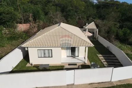 Casa de Condomínio com 3 Quartos à venda, 177m² no Caluge, Itaboraí