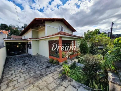 Casa com 4 Quartos à venda, 131m² no Tijuca, Teresópolis