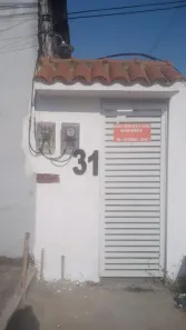 Casa com 1 Quarto para alugar, 38m² no Banco de Areia, Mesquita