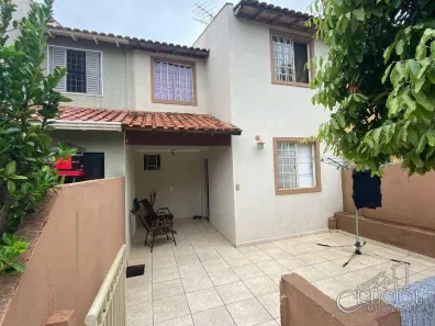 Casa de Condomínio com 3 Quartos à venda, 60m² no Jardim Morumbi, Londrina