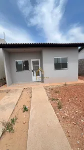 Casa com 2 Quartos para alugar, 50m² no Glória, Várzea Grande