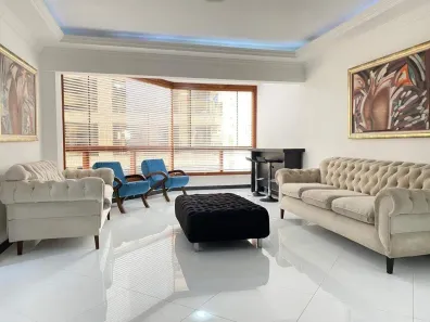 Apartamento com 3 Quartos à venda, 223m² no Centro, Balneário Camboriú