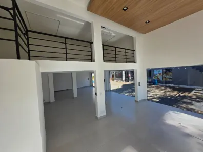 Ponto Comercial para alugar, 70m² no Vitória, Londrina