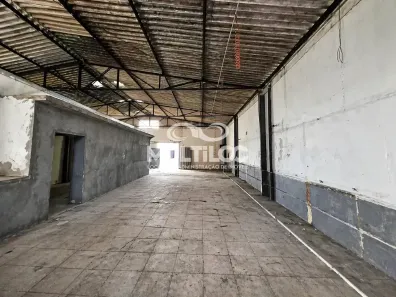 Galpão/Depósito/Armazém para alugar, 825m² no Encruzilhada, Santos