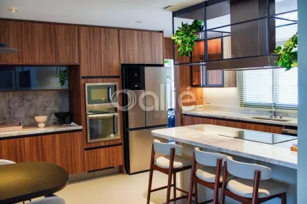 Apartamento com 3 Quartos à venda, 162m² no Hugo Lange, Curitiba