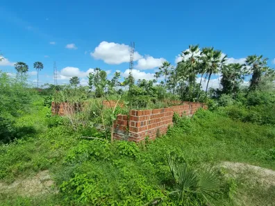 Lote/Terreno à venda, 300m² no Centro, Quixeré
