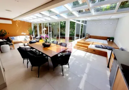 Casa com 4 Quartos à venda, 338m² no Chácara Monte Alegre, São Paulo