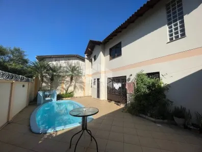 Casa com 5 Quartos à venda, 249m² no Centro, Santa Cruz do Sul