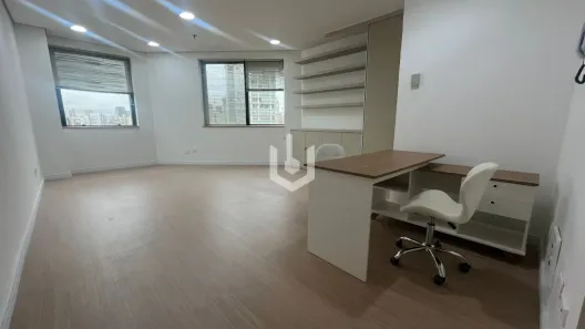 Sala Comercial para alugar, 32m² no Cidade Monções, São Paulo