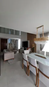 Casa de Condomínio com 4 Quartos para alugar, 220m² no Cidade Alpha, Eusébio