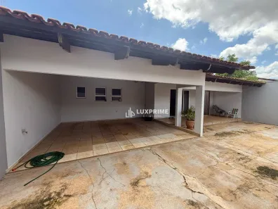 Casa com 3 Quartos à venda, 220m² no Plano Diretor Sul, Palmas