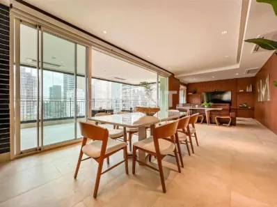 Apartamento com 3 Quartos à venda, 256m² no Cambuí, Campinas
