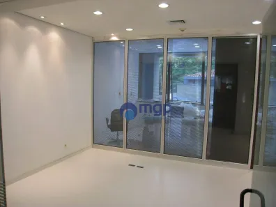 Sala Comercial à venda, 29m² no Moema, São Paulo