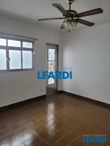 Casa com 3 Quartos para venda ou aluguel, 333m² no Vila Romana, São Paulo