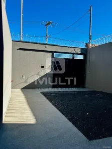 Casa com 3 Quartos à venda, 75m² no Saraiva, Uberlândia