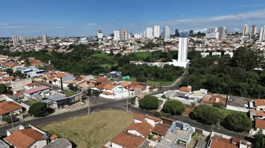 Lote/Terreno à venda, 450m² no Recanto Azul, Botucatu