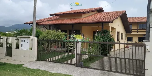 Casa com 5 Quartos à venda, 236m² no Campeche, Florianópolis
