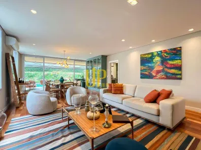 Casa de Condomínio com 4 Quartos à venda, 376m² no Alphaville, Santana de Parnaíba