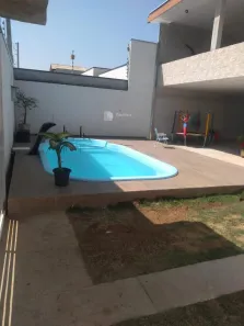 Sobrado com 4 Quartos à venda, 272m² no Jardim Oásis, Taubaté