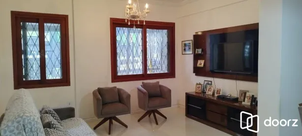Apartamento com 2 Quartos à venda, 76m² no Cidade Baixa, Porto Alegre