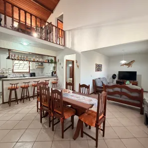 Casa de Condomínio com 3 Quartos à venda, 196m² no Ogiva, Cabo Frio