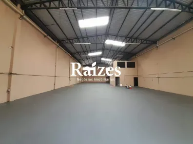Galpão/Depósito/Armazém para alugar, 600m² no Custódio Pereira, Uberlândia