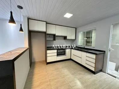 Casa com 2 Quartos para alugar, 60m² no Jardim da Luz, Londrina
