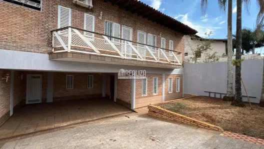 Casa com 5 Quartos à venda, 260m² no Jardim São Bento, Uberaba