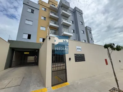 Apartamento com 2 Quartos para alugar, 57m² no Cidade Jardim, São Carlos