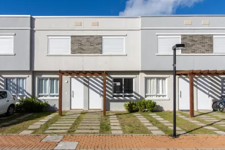 Casa de Condomínio com 2 Quartos à venda, 88m² no Vila Nova, Porto Alegre