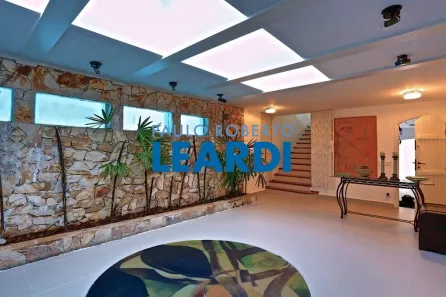 Sobrado com 4 Quartos à venda, 800m² no Vila Ida, São Paulo