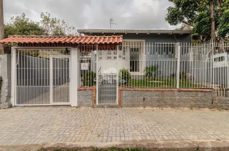 Casa com 3 Quartos à venda, 300m² no Jardim Itu, Porto Alegre